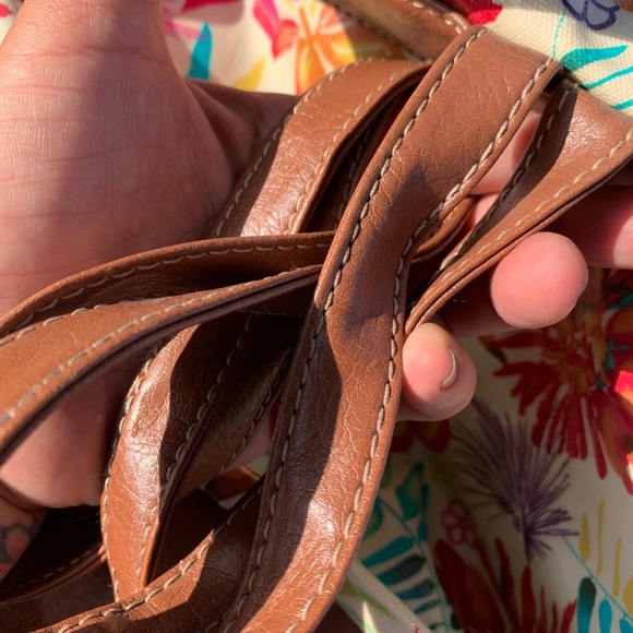 PLUM Flower Power BackPack 🎒 🌸 - Picture 7 of 8